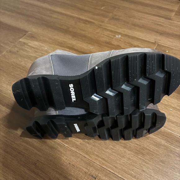 Sorel Gray and Pink Lace Up Boots - Picture 3 of 3